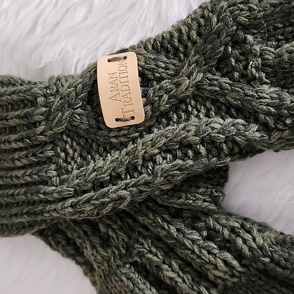 Aran Traditions Green Fingerless Gloves Brand New - Picture 2 of 4